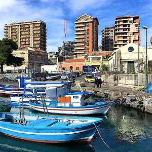  Guest house Seafront In The City